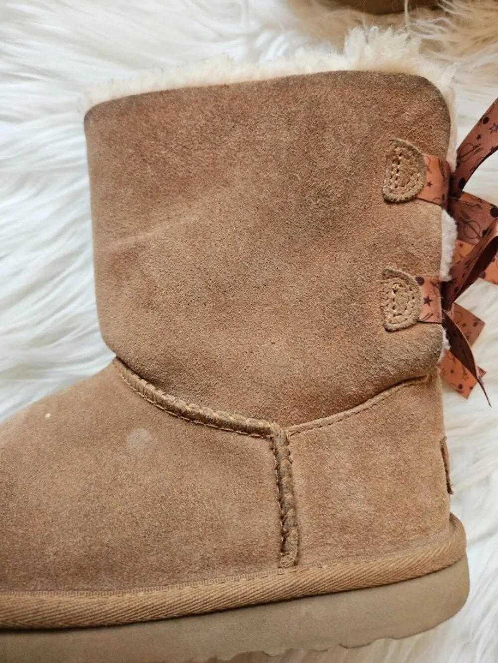 UGG Bailey Bow II Kids Little Girl Space Planet Chestnut Suede Leather Boots 2